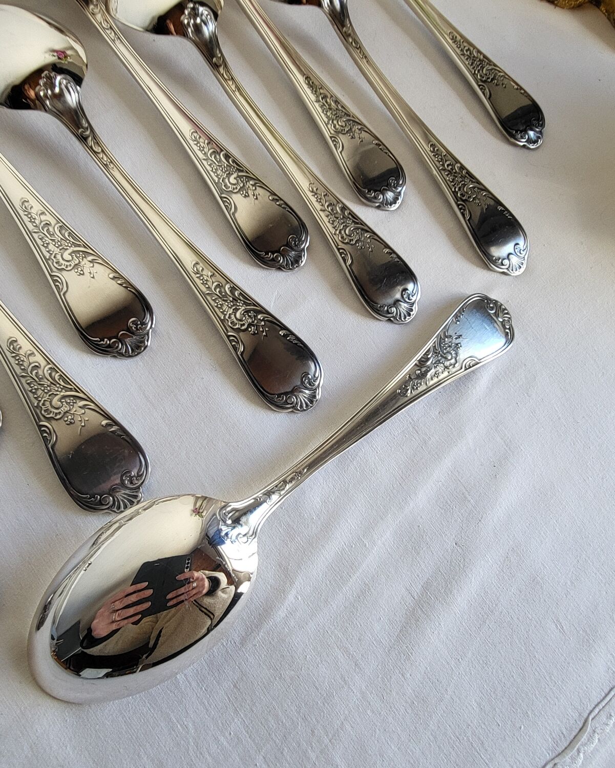 12 large silver-plated metal table spoons by Guildart