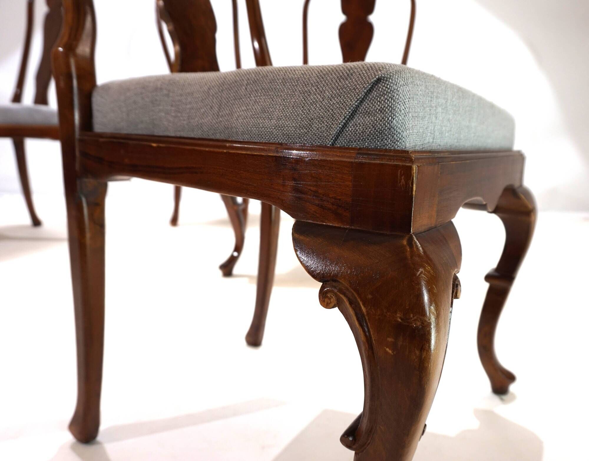 Lot de 5 chaises de salle à manger en acajou de style Reine Anne, 1920