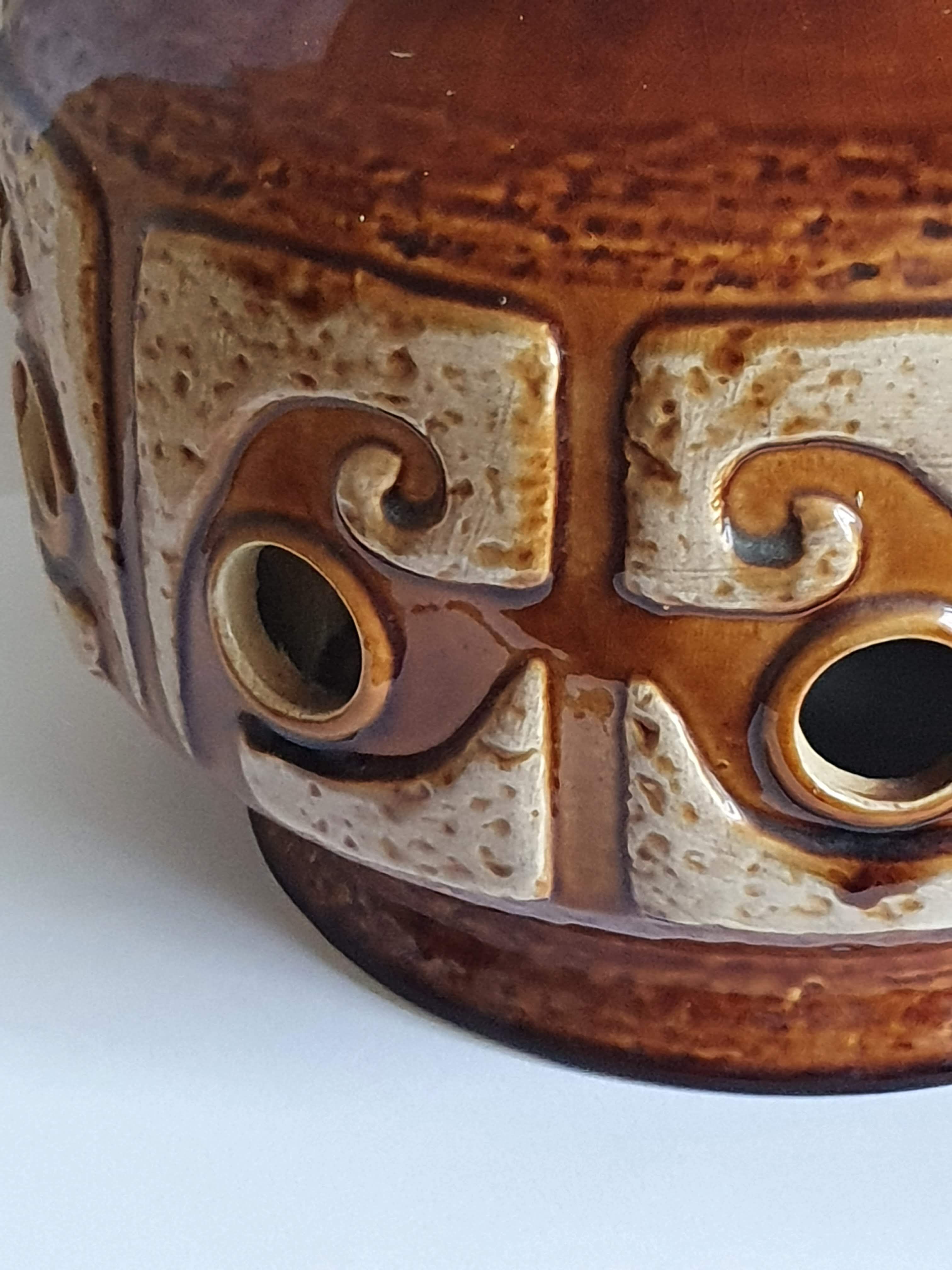 Ceramic lamp from the 70s