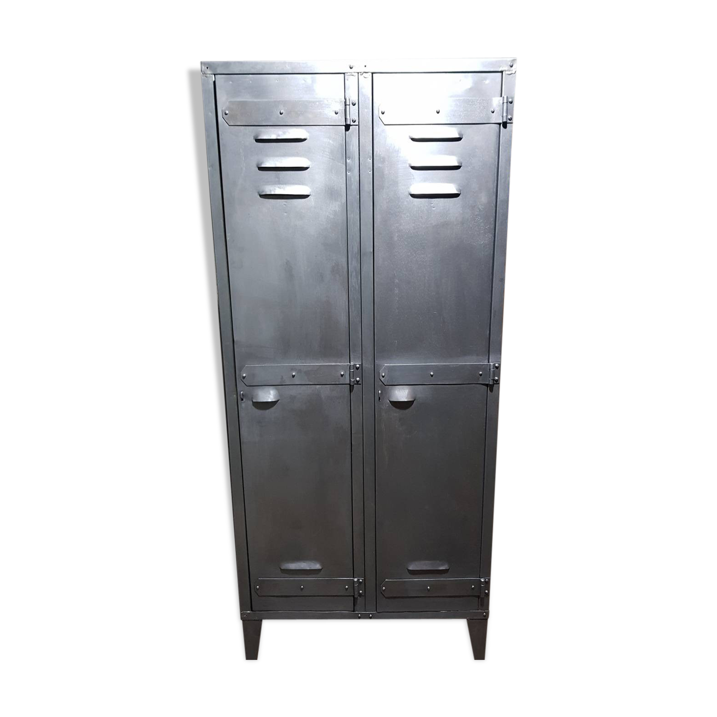 Old wardrobe 2 doors metal