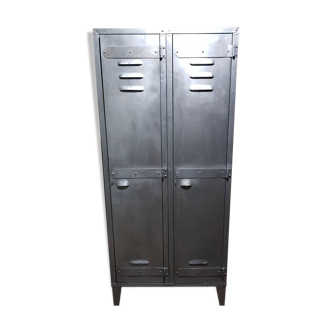 Old wardrobe 2 doors metal