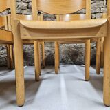 Set de 8 chaises empilables
de Karl Klipper
