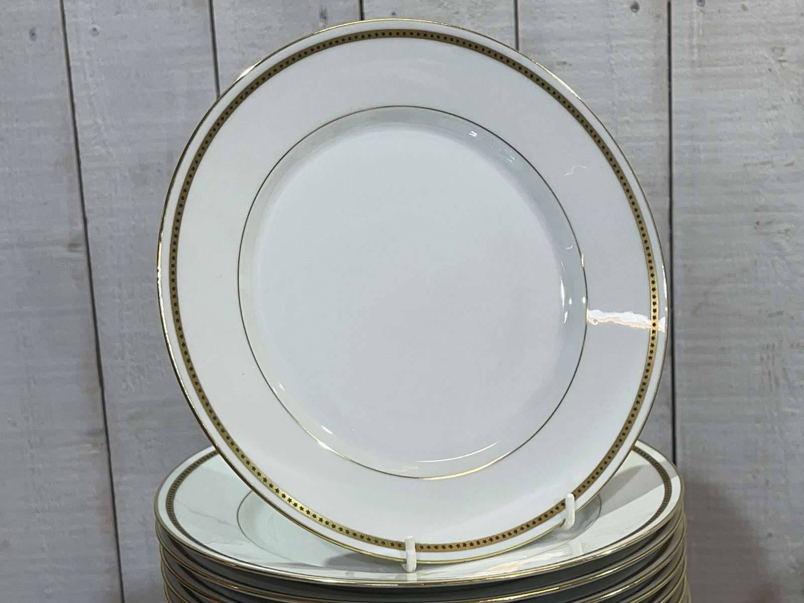 Service en porcelaine de Limoges - 107 pièces - années 1960