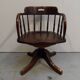 Chaise de bureau pivotante antique