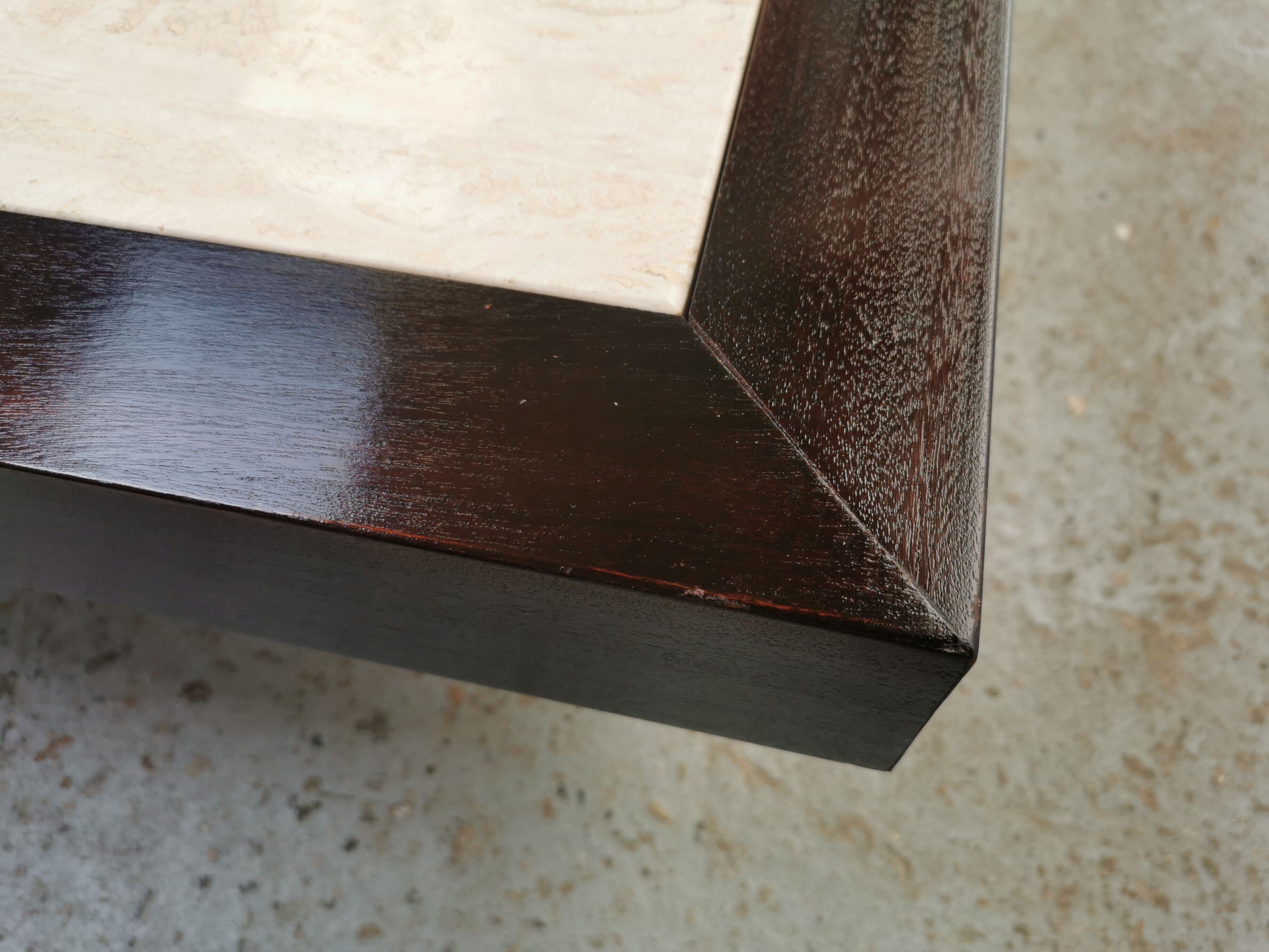 Table basse vintage travertin et bois design 1970