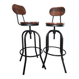 Set of two bar stools in wood and metal, industrial style.