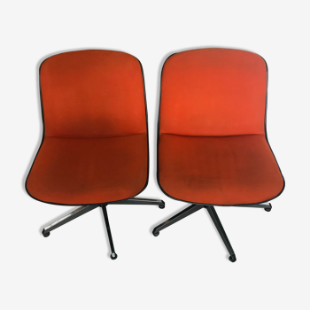 Pair of orange swivel office armchairs from the 70s