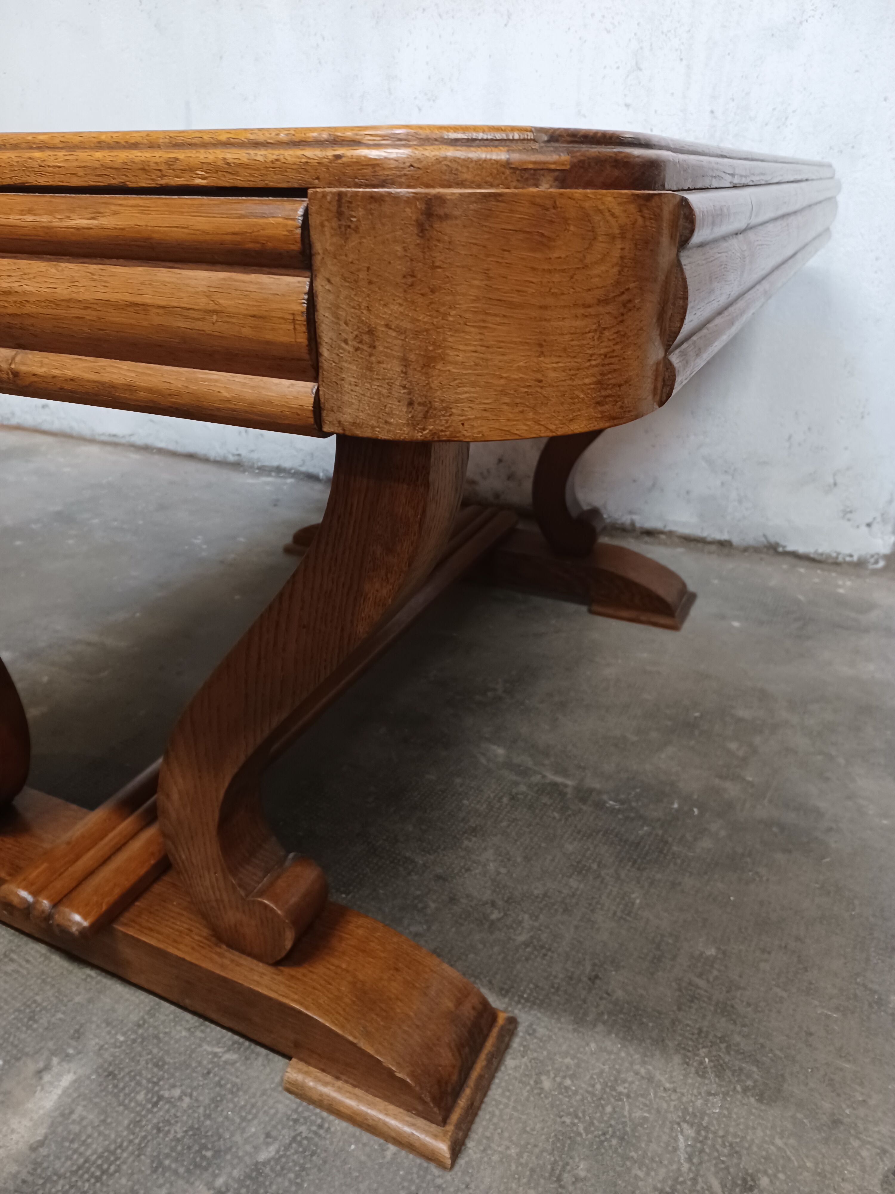 Table Art Deco, 1940