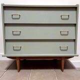 Vintage chest of drawers