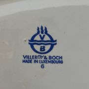 2 compartment dishes Villeroy and Boch