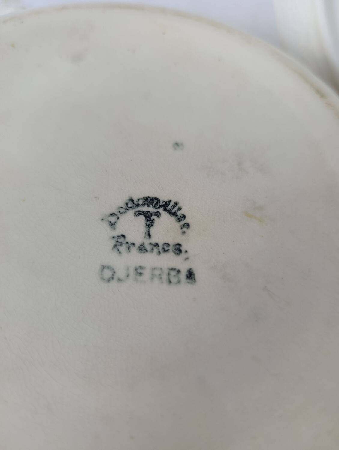 Vegetable dish/ Soup tureen Badonviller model DJERBA