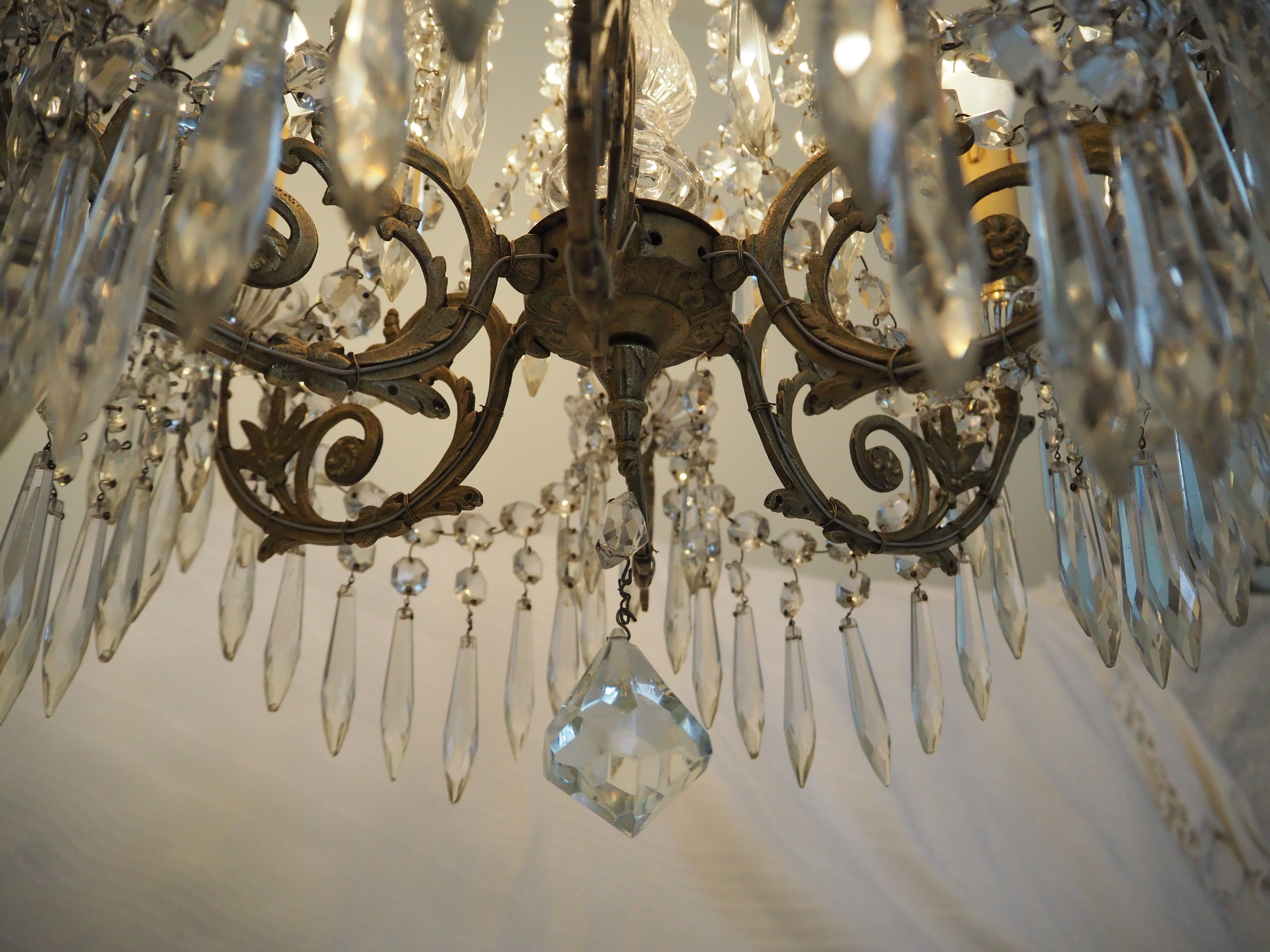 Napoleon III chandelier with crystal pendants, signed Portieux 19th century