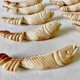 10 fish-shaped knife holders