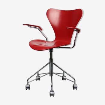 Chaise modèle 3217 Red Swivel par Arne Jacobsen pour Fritz Hansen