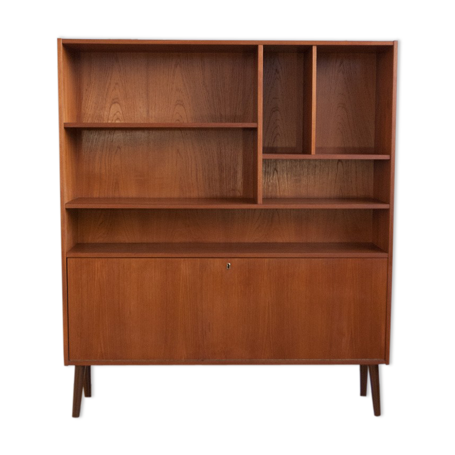 Danish library foot spindles