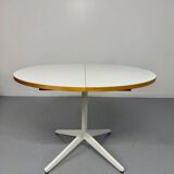 Extendable dining table designed by George Nelson for Herman Miller 60’