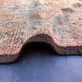 Moroccan peach carpet - 105 x 193 cm