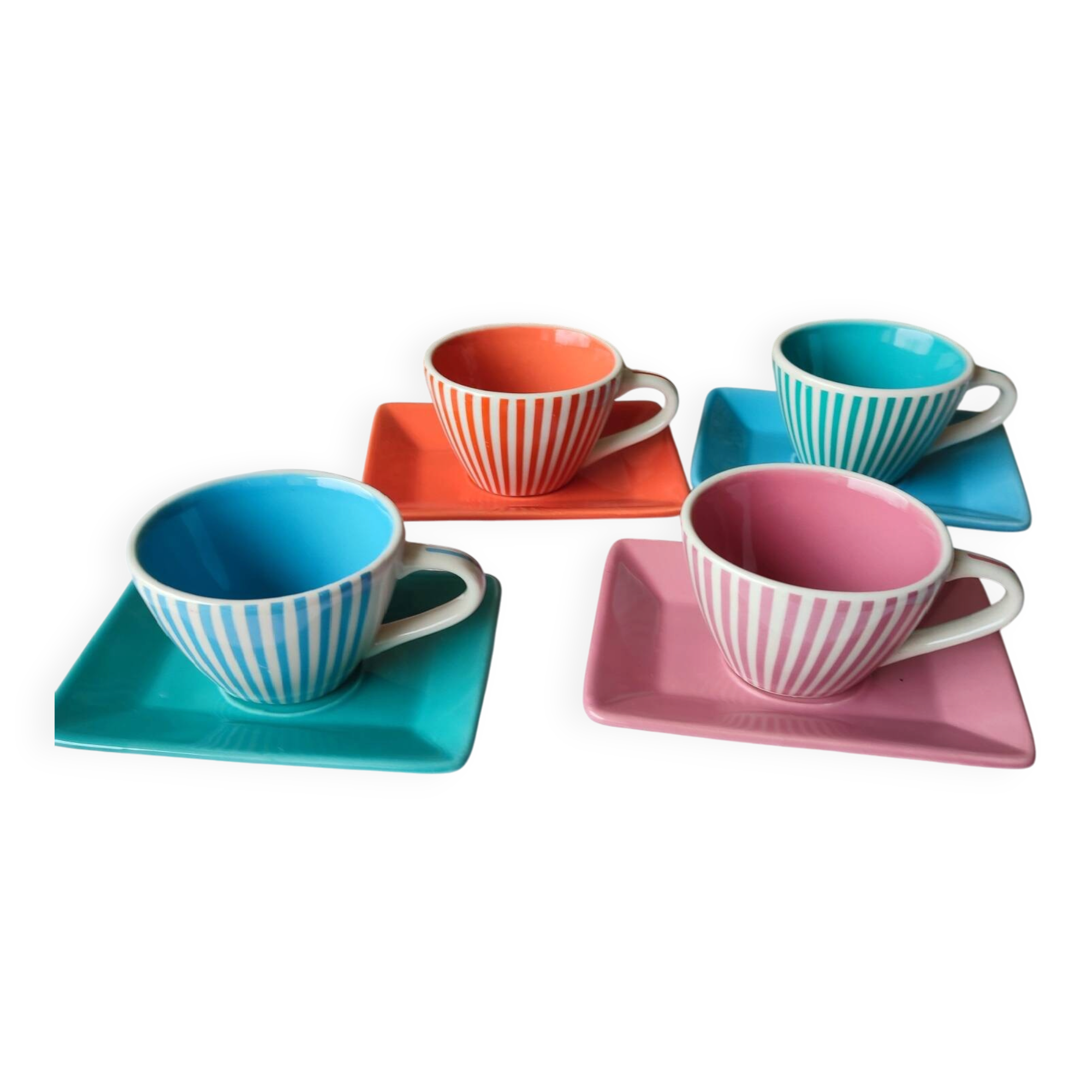 Set of 4 vintage lbvyr cups & saucers – 1970s