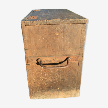 Boîte ancienne en bois