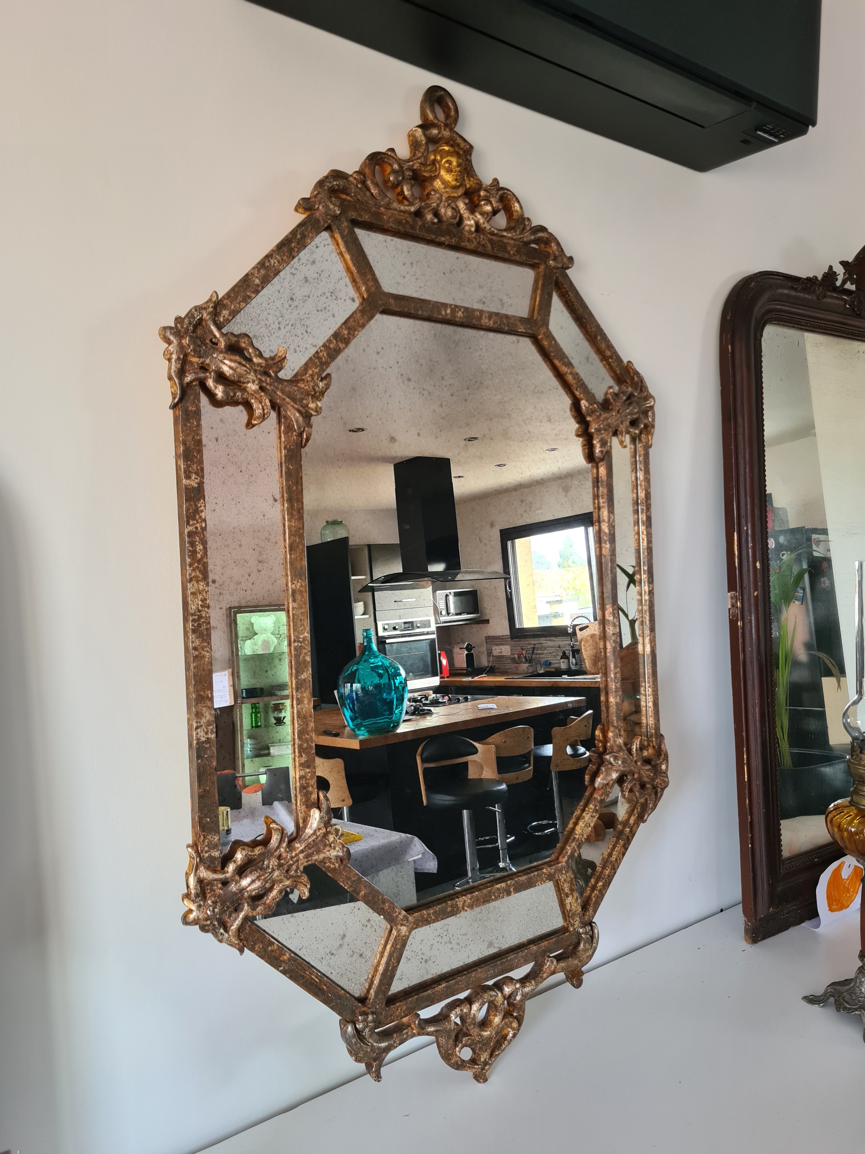 Venetian mirror with art deco parcloses 117 x 72 cm