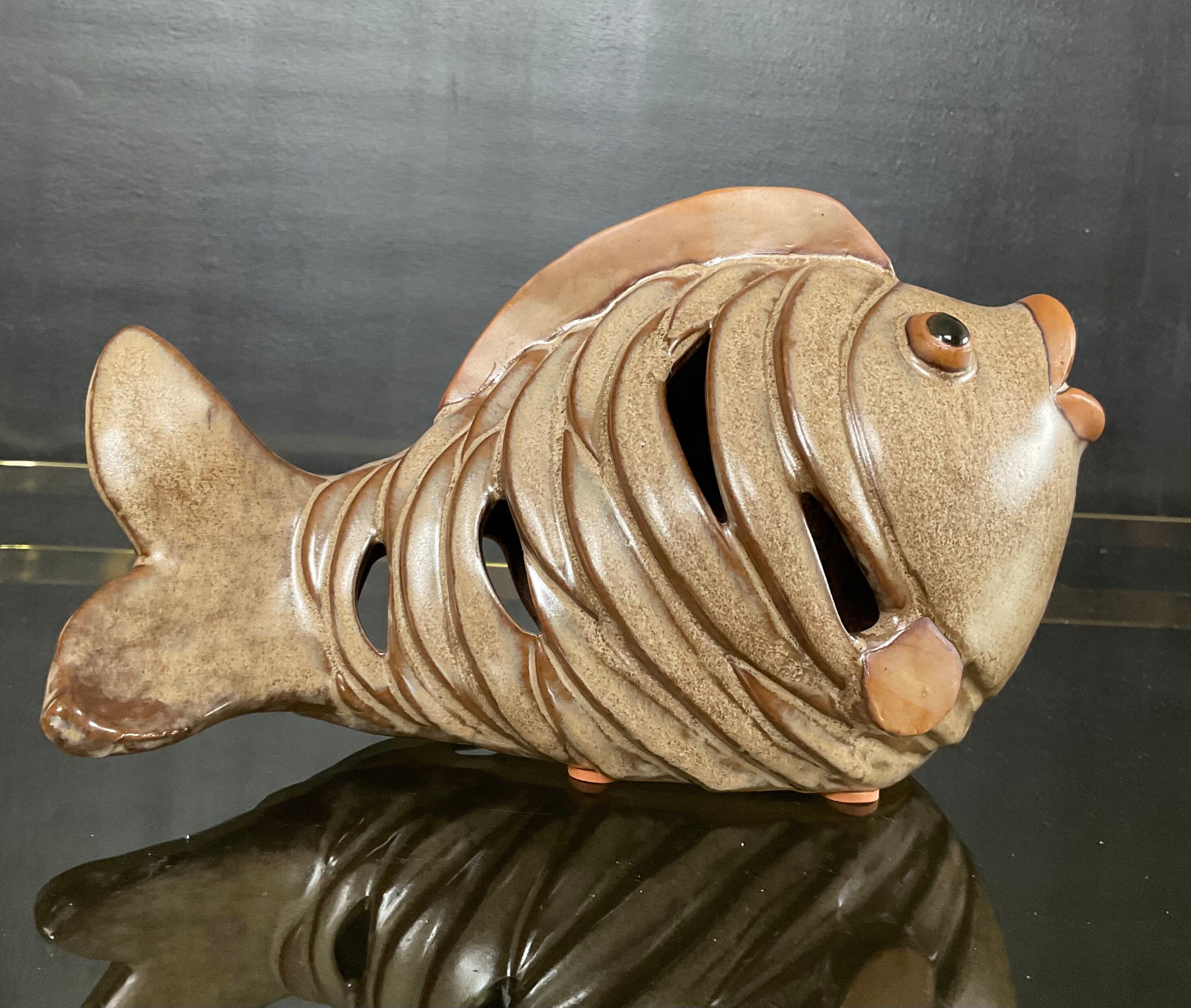 Vintage ceramic fish night light from the 70s.