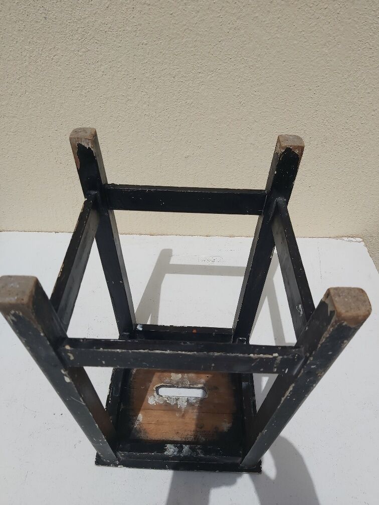 Pair stool painted wood workshop