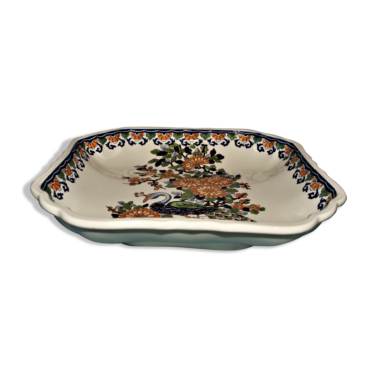 Gien: peacock dish