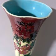 Sarreguemines vase (model 9848) floral patterns 1830