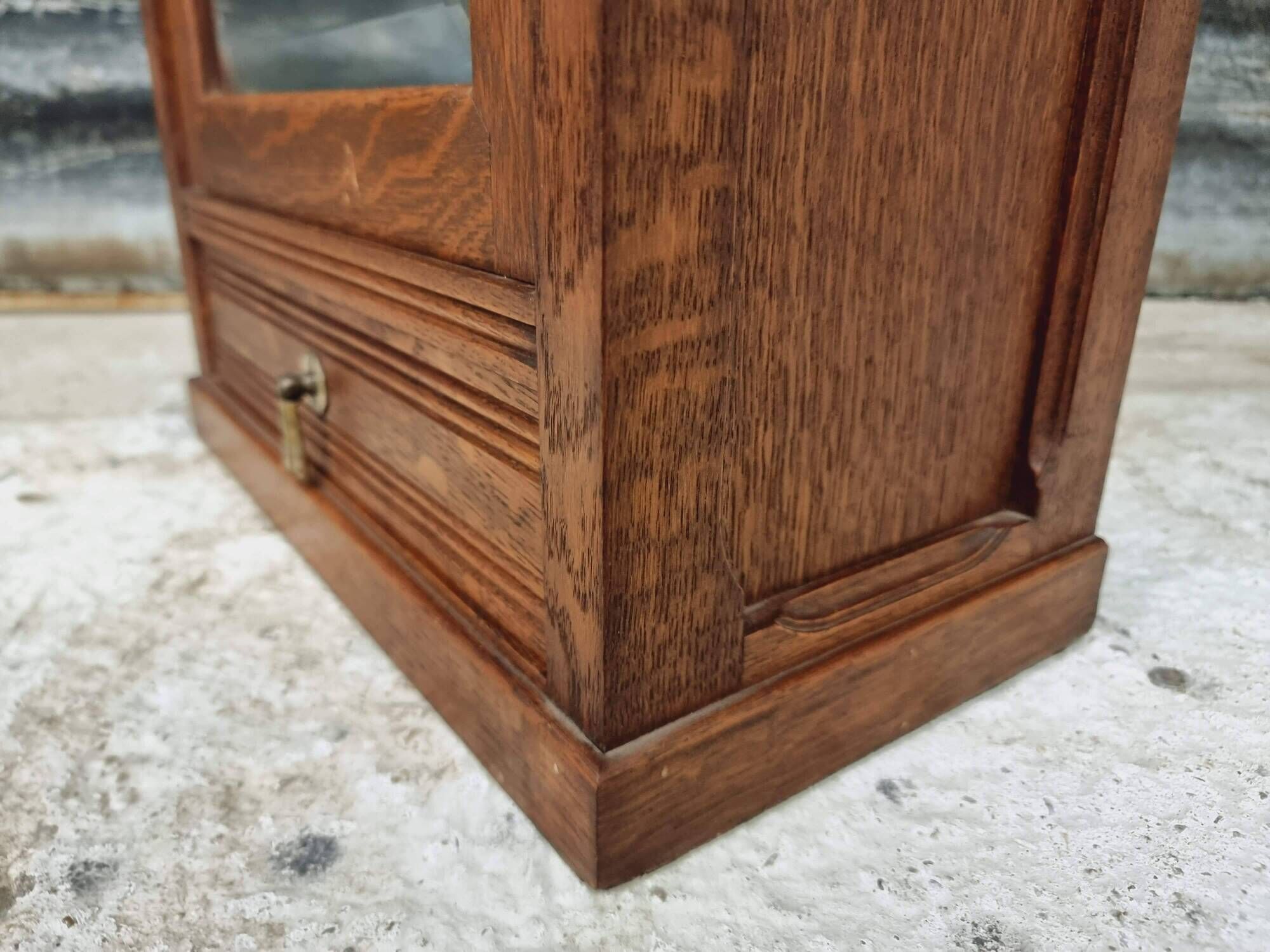 Antique medicine cabinet hanging cabinet Art Deco oak