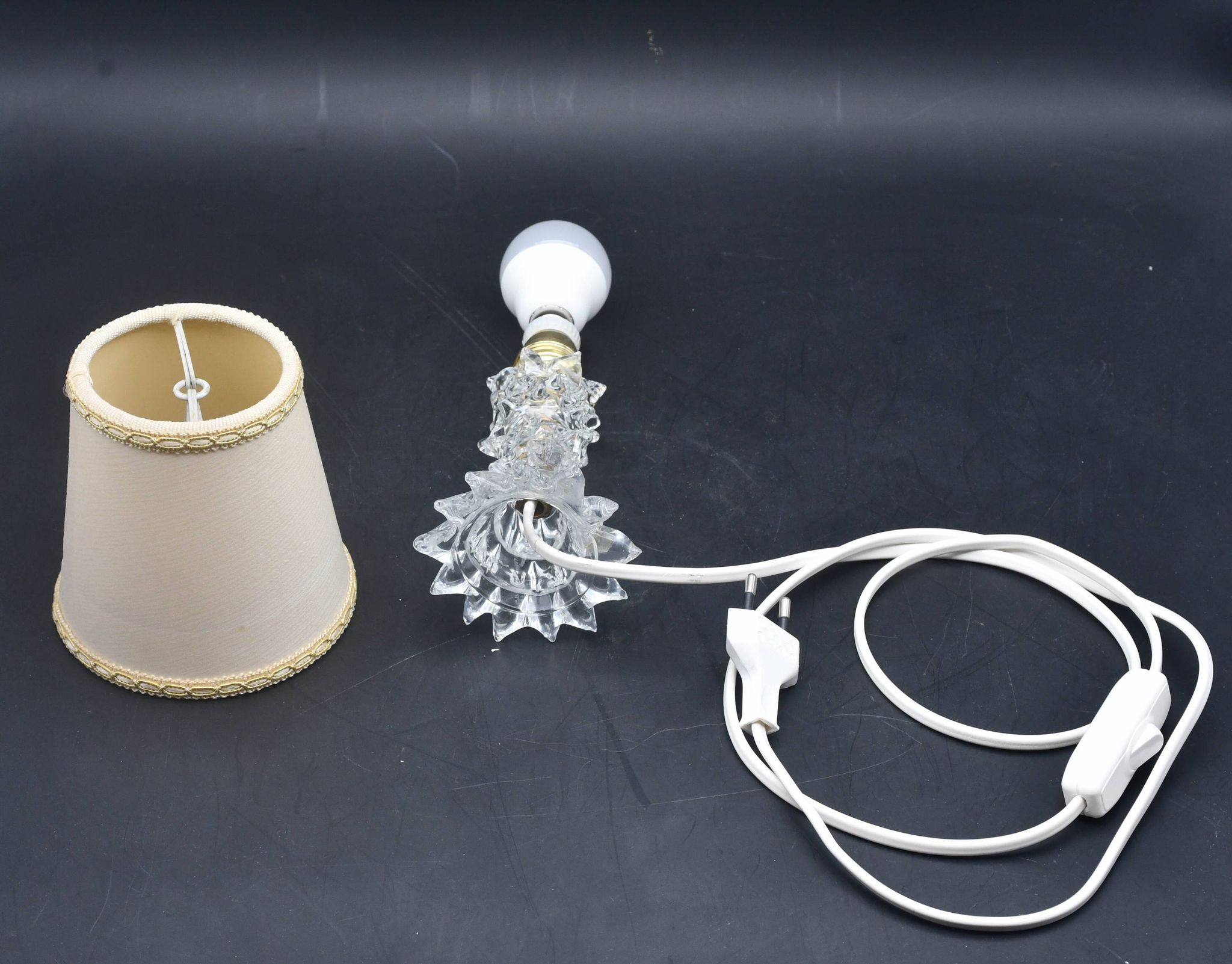 Charming Table Lamp in Rostrato Murano Glass Vase for Barovier & Toso, 1940s