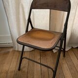Lot of metal folding chairs
