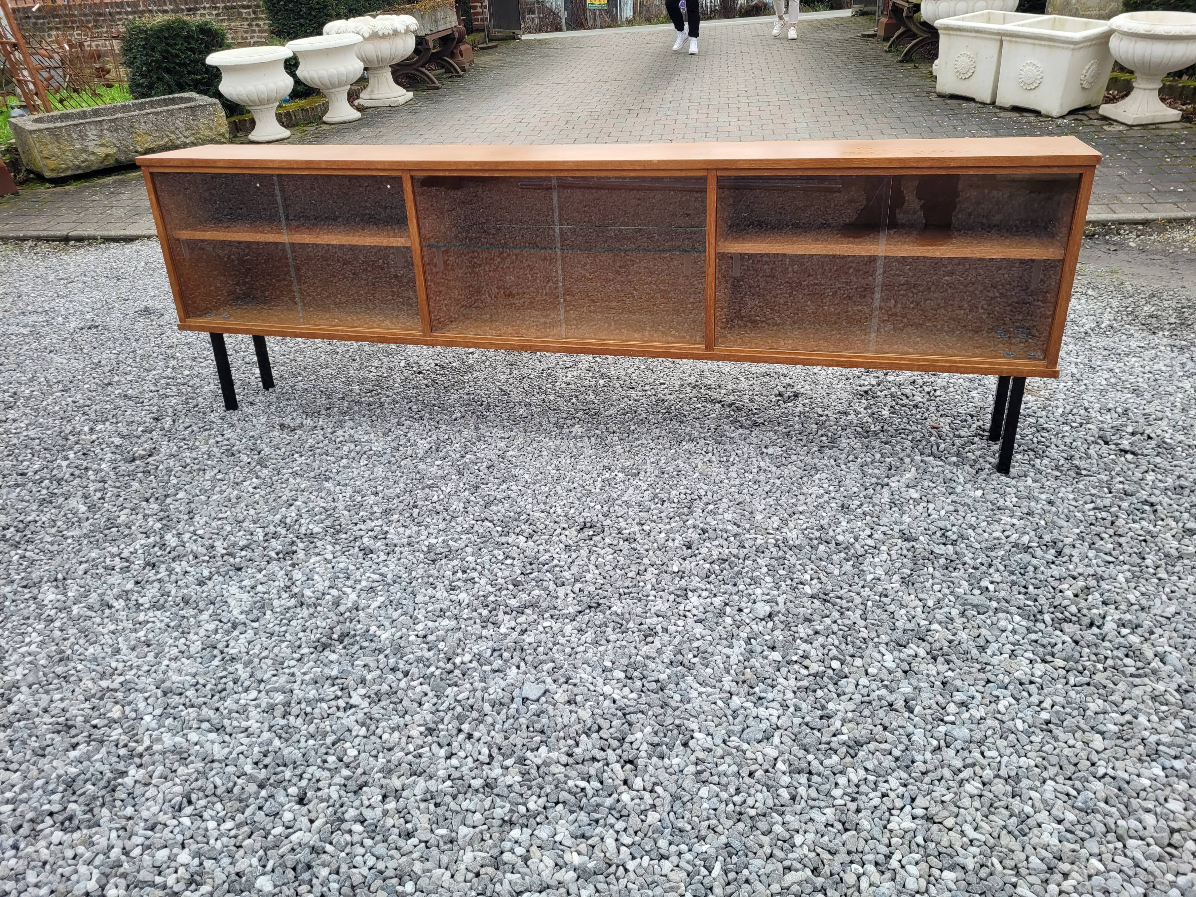 Enfilade vitrés vintage des années 60 en chêne