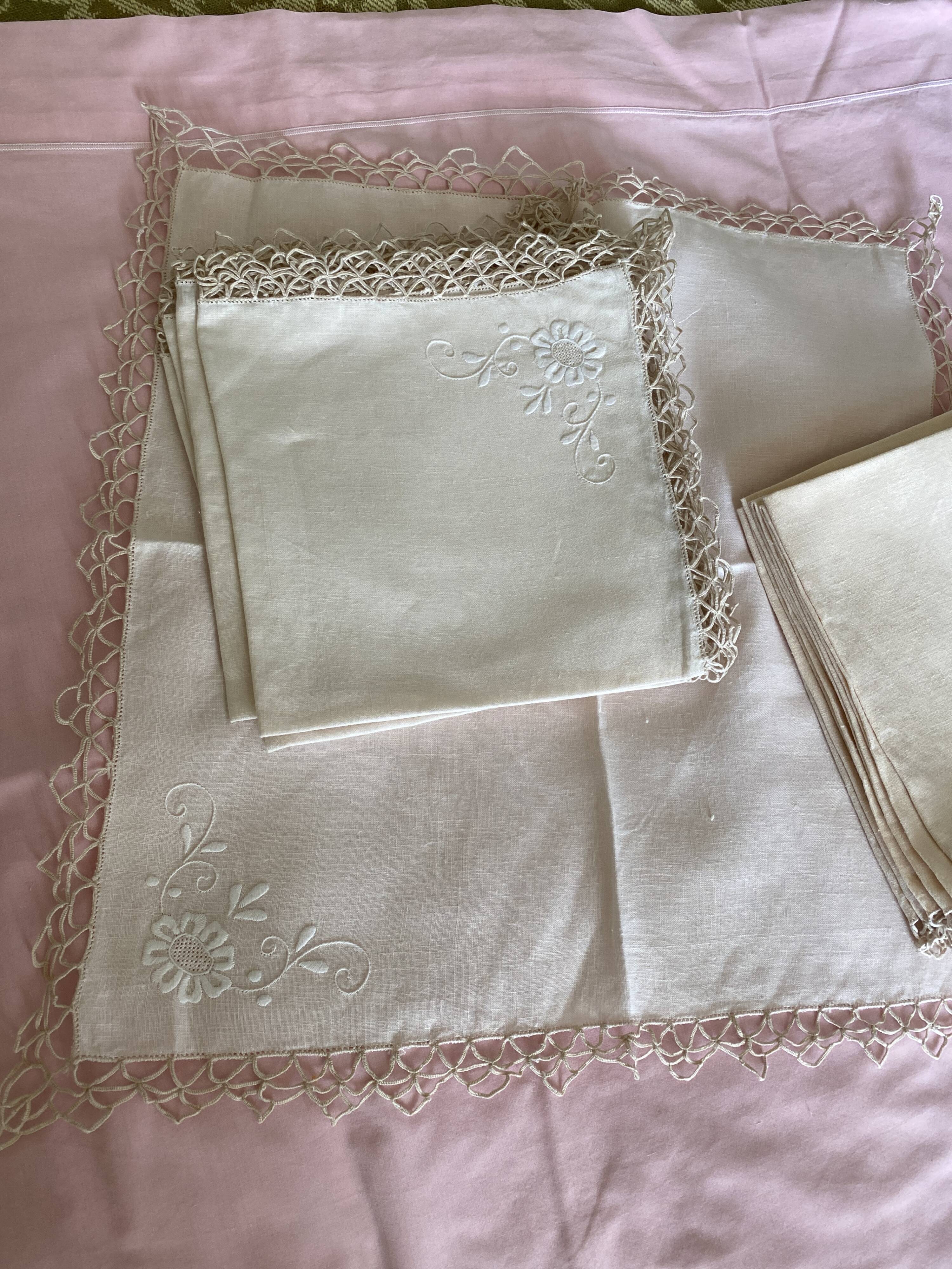 Set of embroidery towels