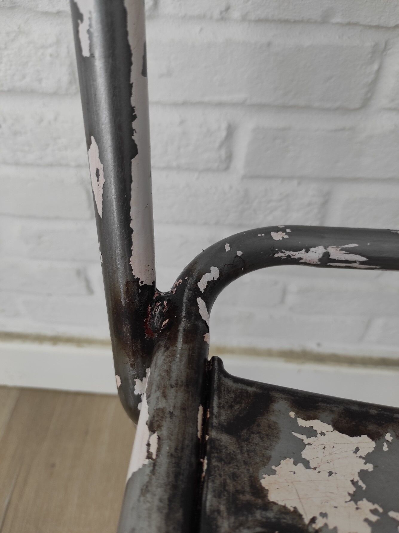 6 Industrial Tolix chairs