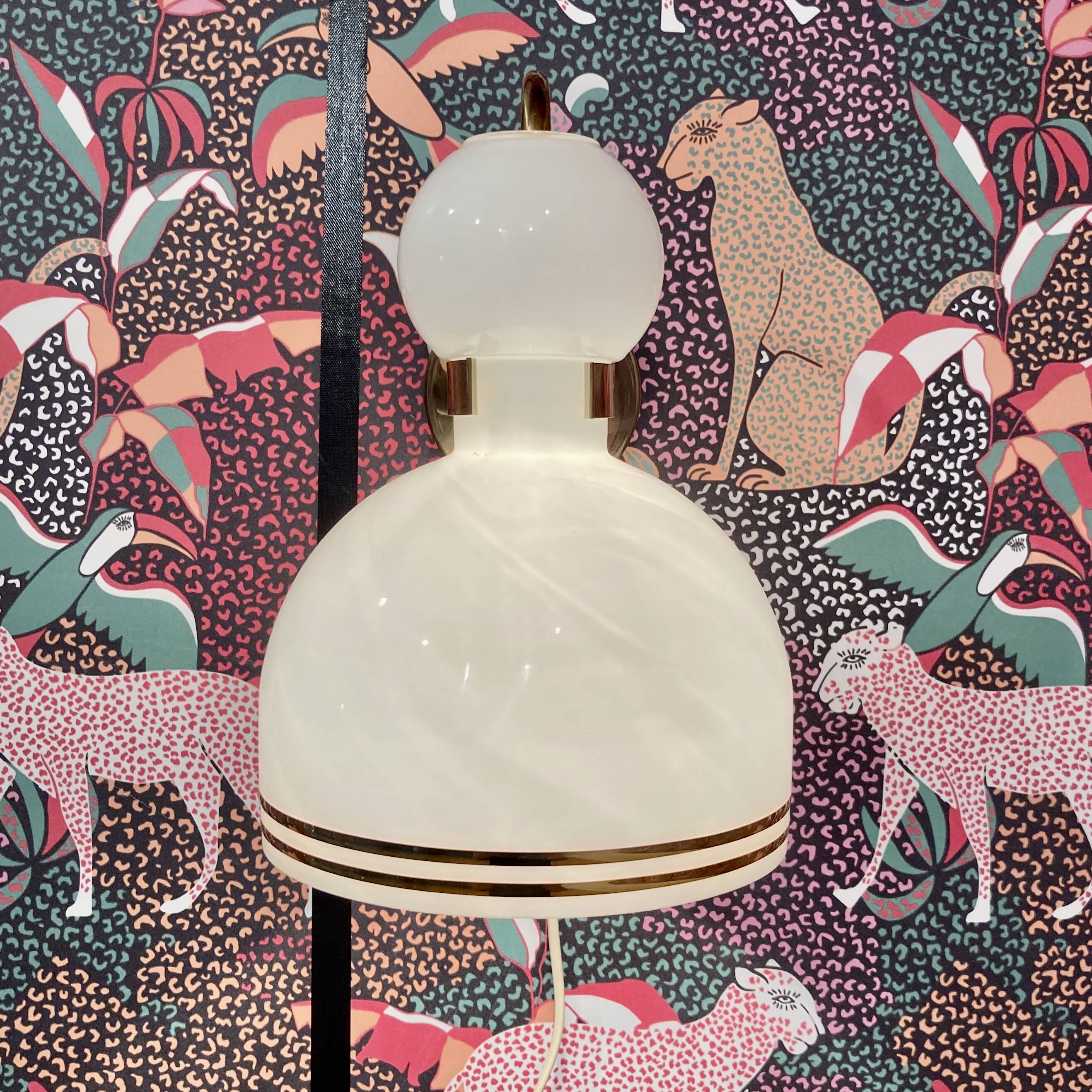 Grande applique verre et métal Design scandinave 1960.