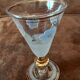 4 verres à digestif sur pied