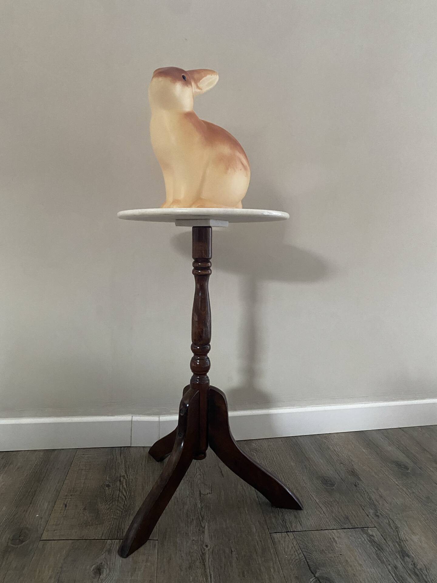 Vintage side table guéridon