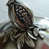 Vases in Grenada in silver metal