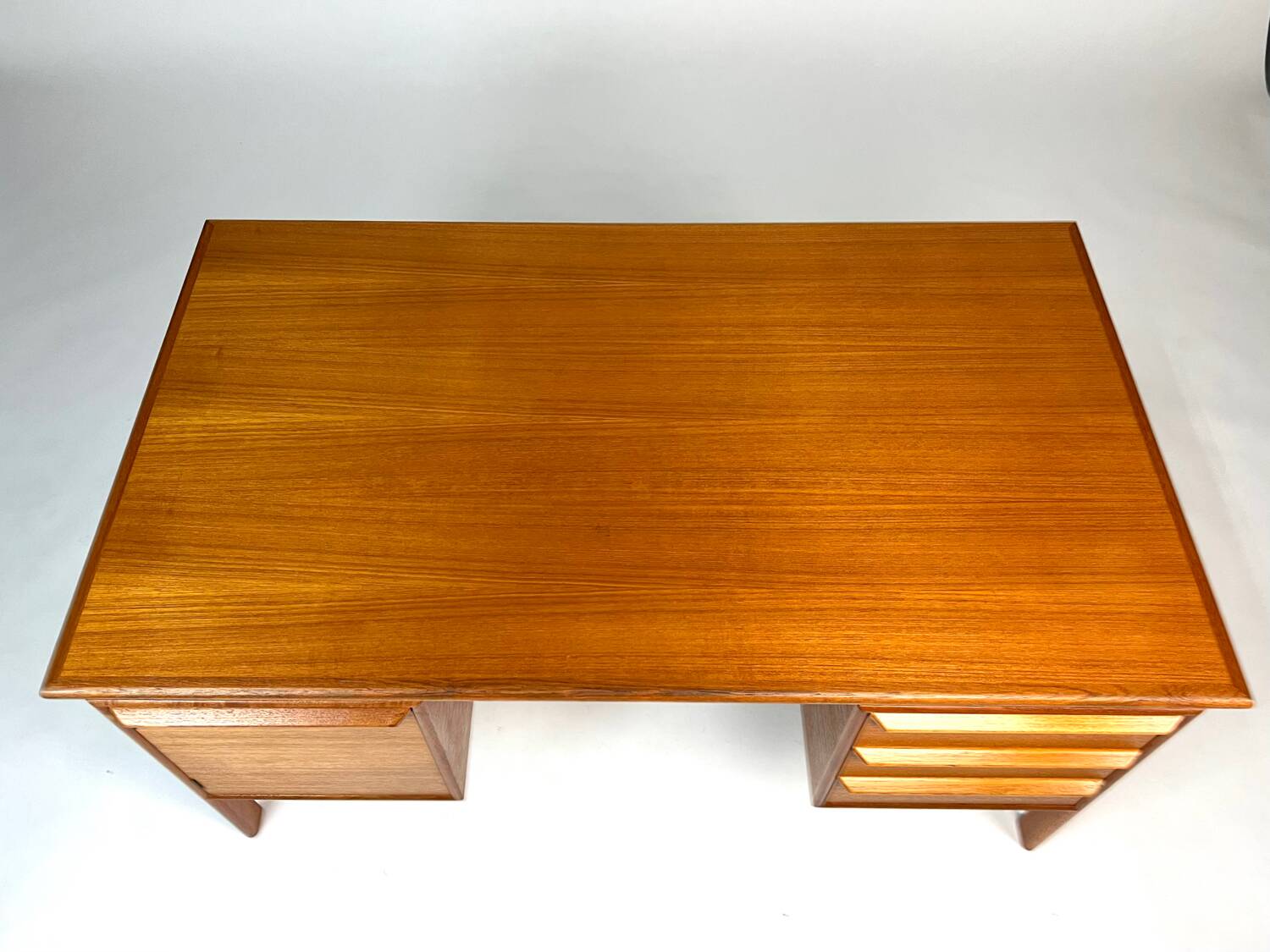 Danish Design Teak Desk by GV Møbler Vintage Mid-Century 60s 70s