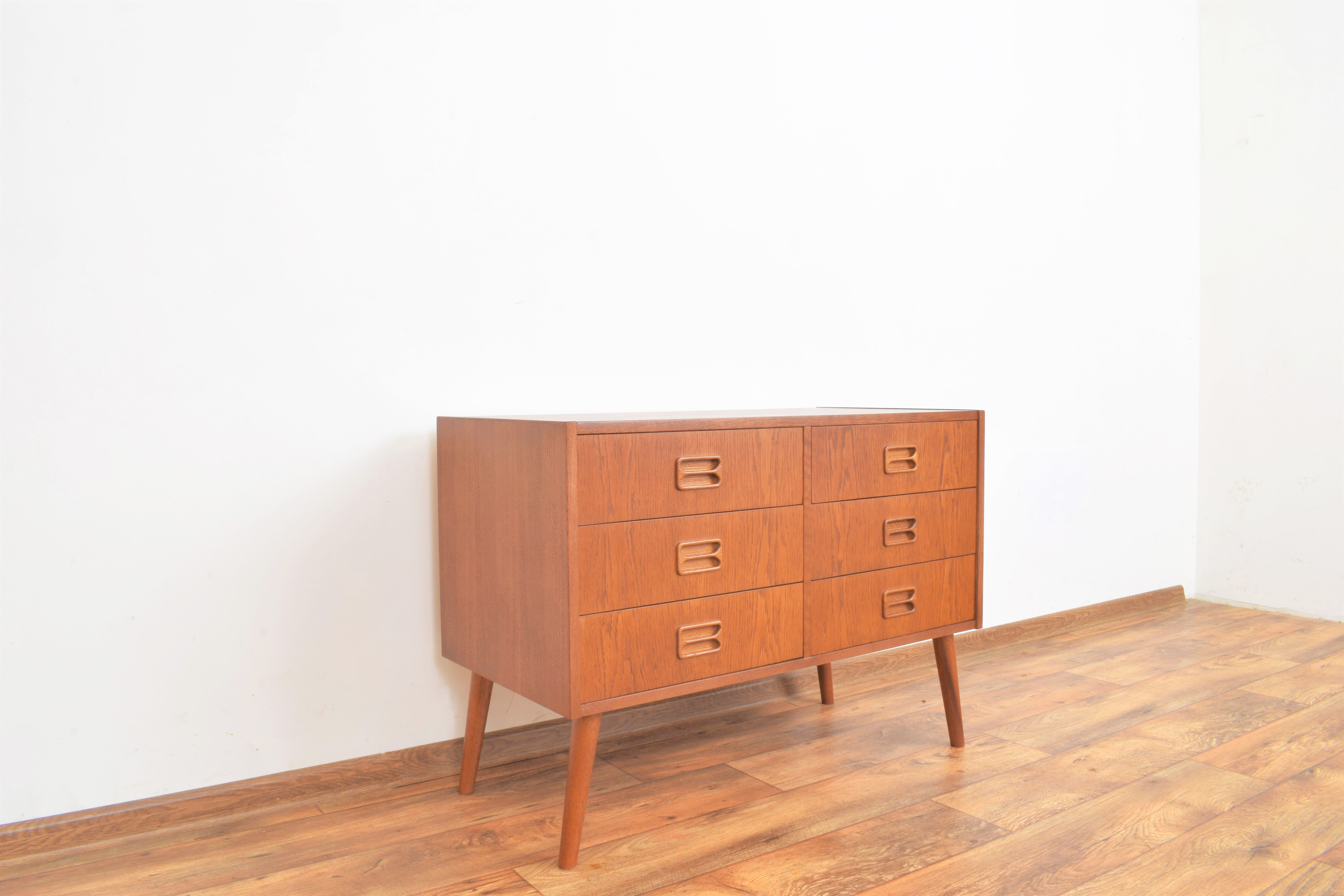 Mid-Century Danish Oak Chest of Drawers, 1960s.
