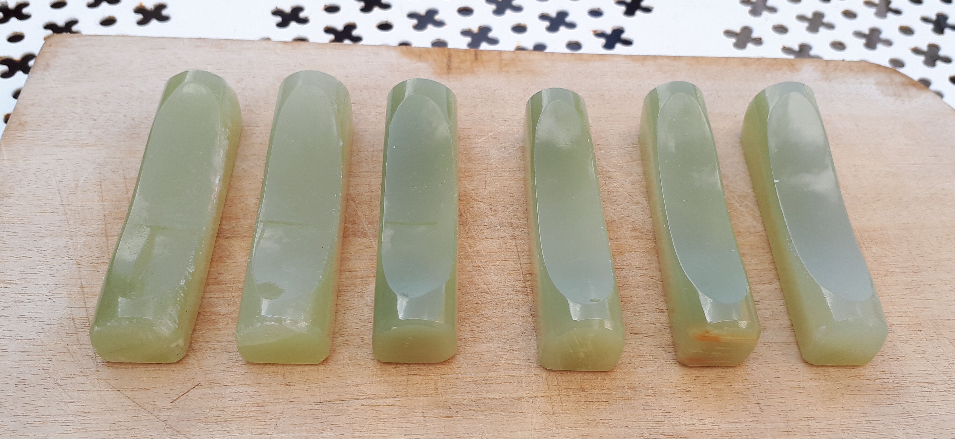 Jade style natural stone knife holder (6 pieces)