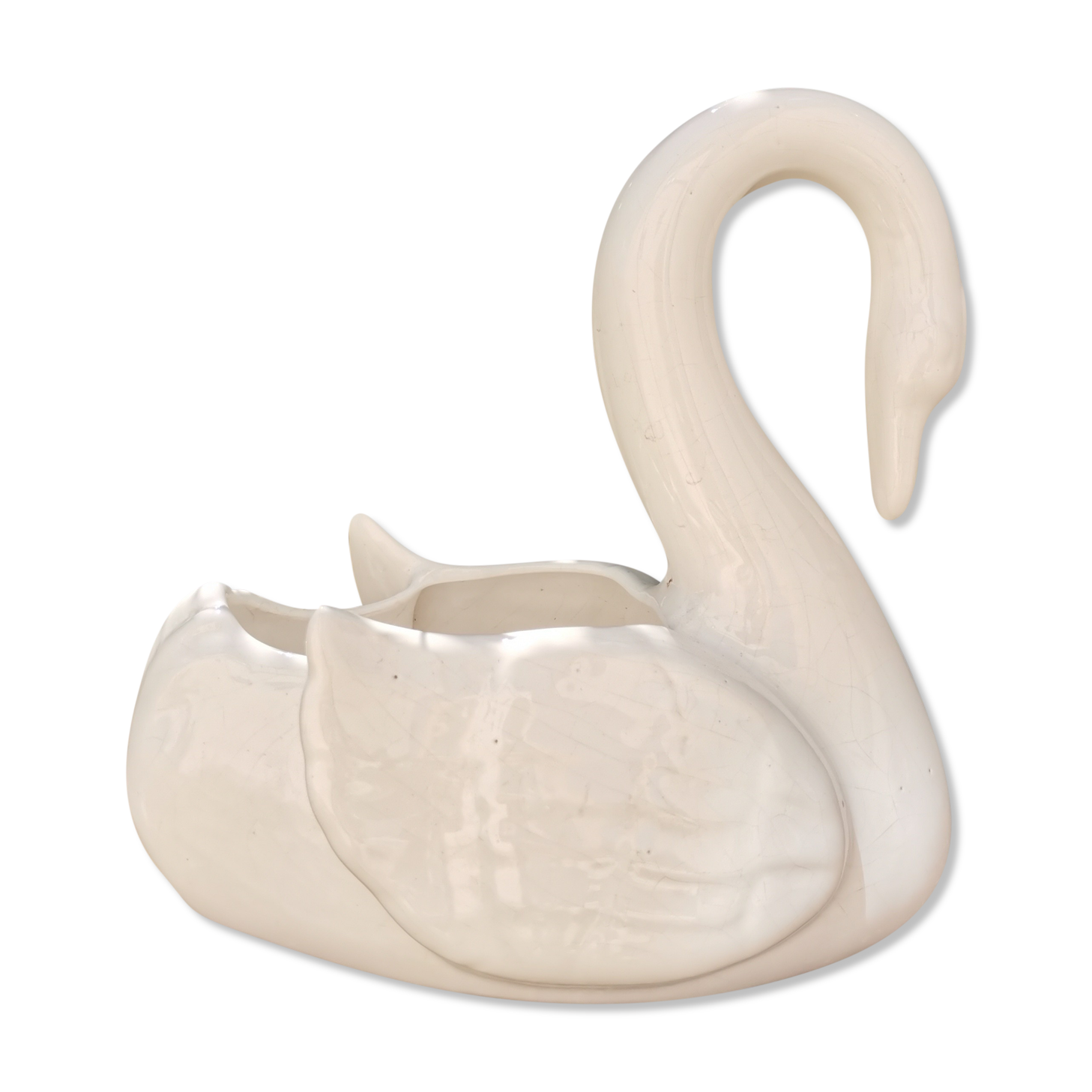 Swan hide-pot