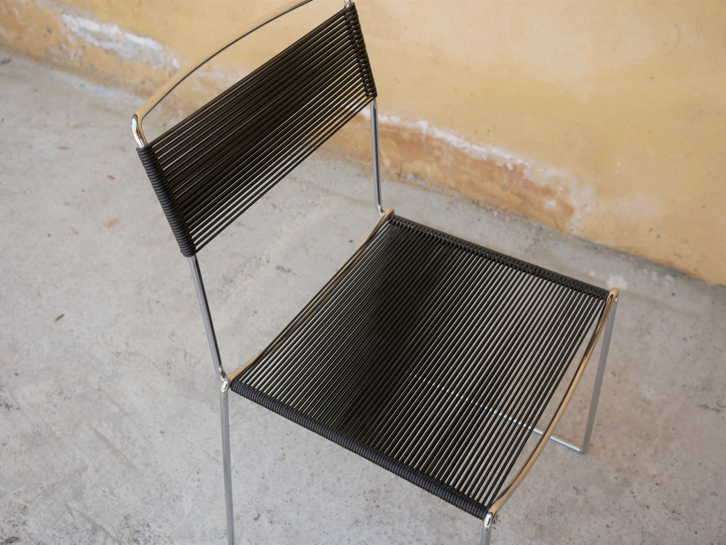 Black vintage scoubidou chair