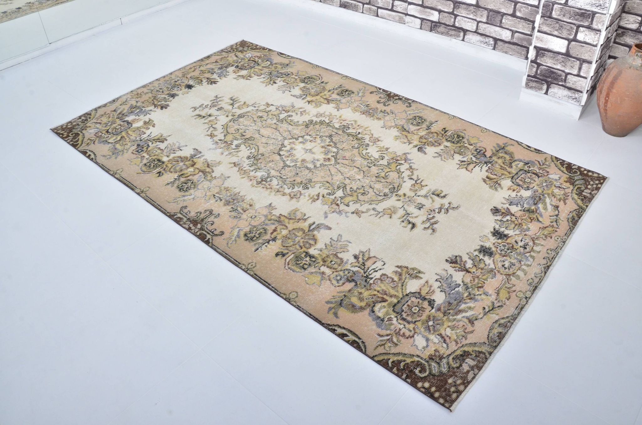 Oushak Turkish Vintage Rug sku 3100