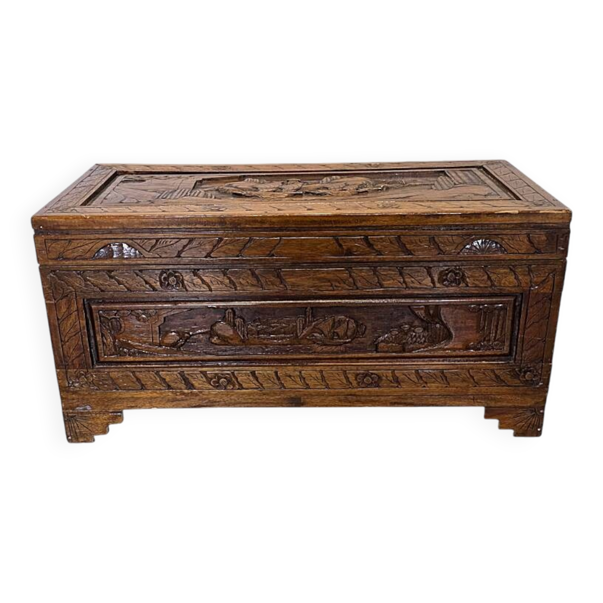Vintage Chinese Camphor Wood Chest, 2nd half 1900s