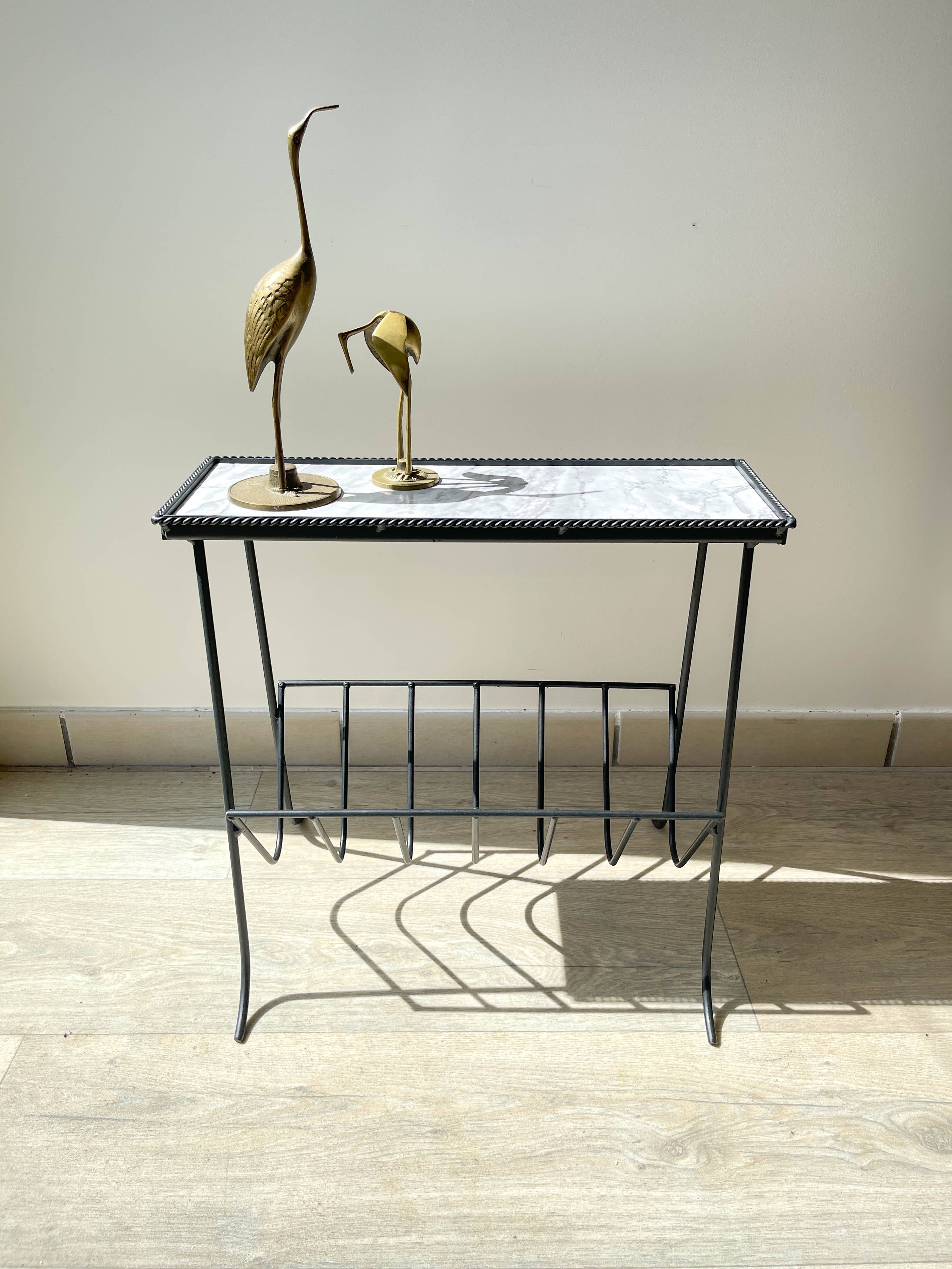 Table d'appoint range vinyles vintage métal marbre