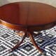 Table ronde, ouvrante, de style anglais