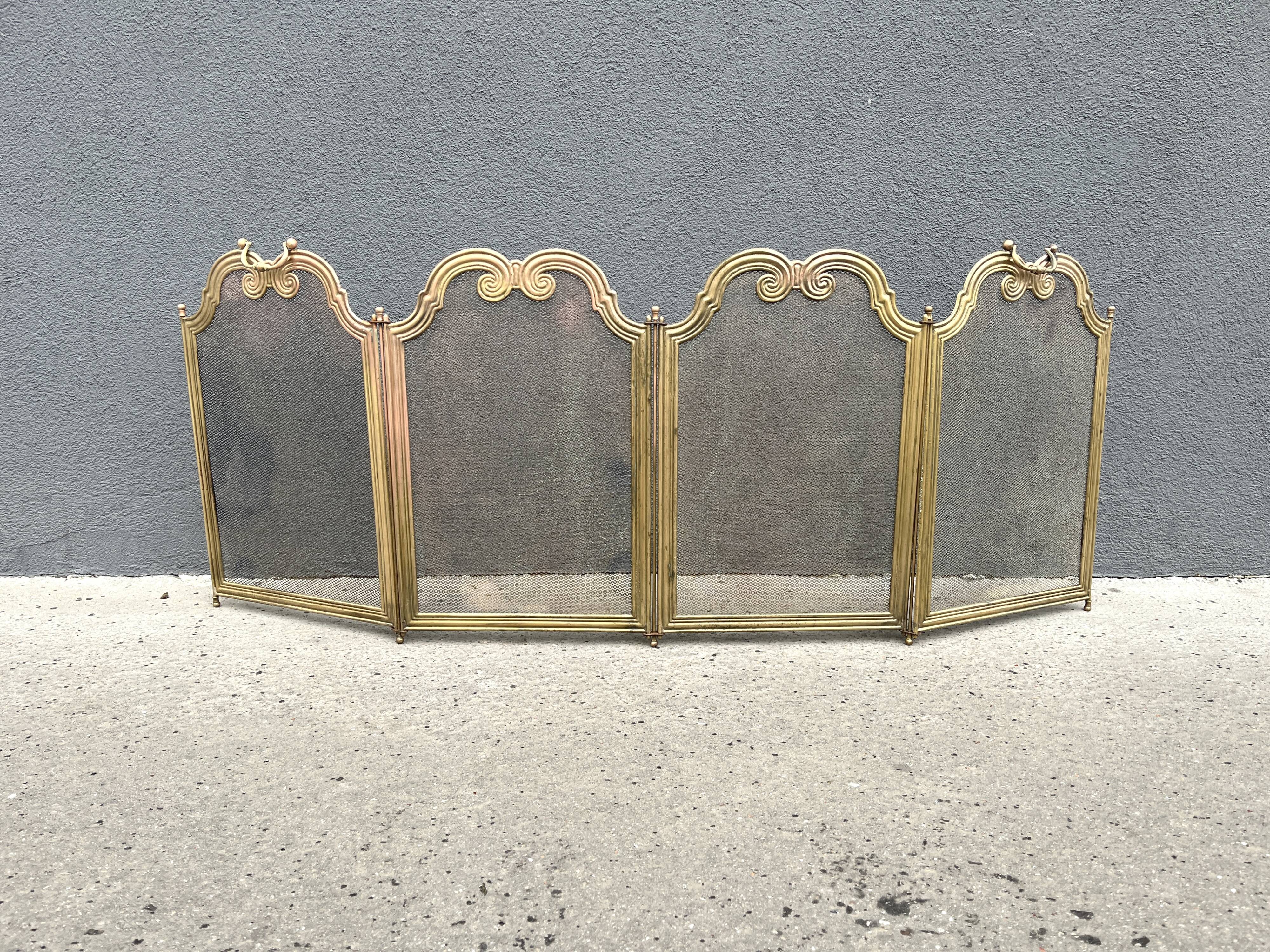 Antique brass fireplace screen from the 1920s, 4-panel fireplace screen