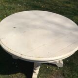 Dining room table