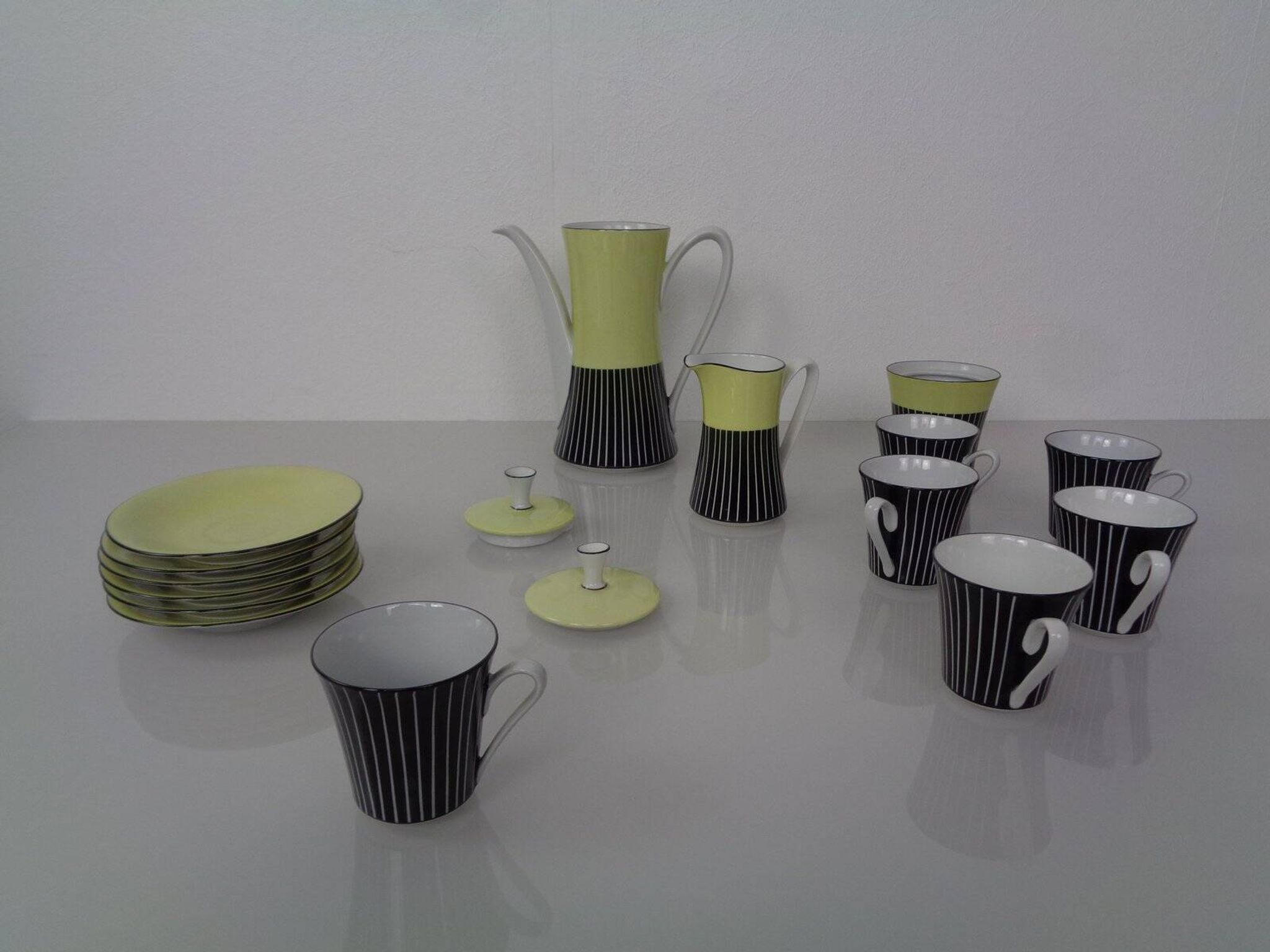 Coffee service for 6 from Vokstedt, Germany, 1950s, set of 17.